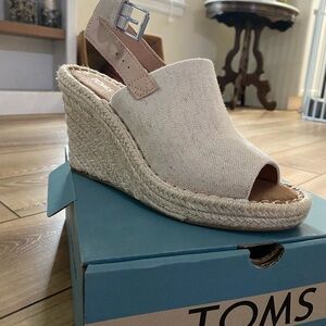 Tom’s wedges